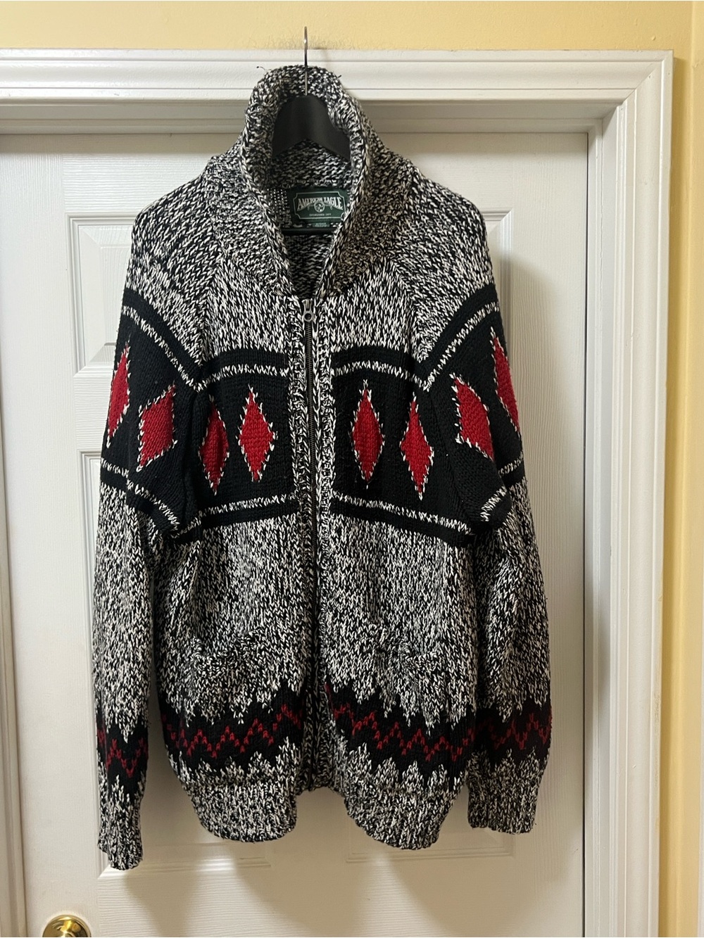 American Eagle Outfitters Black, White & Red Knit Zip Sweater
